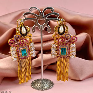 CHAIN HANGING EARRINGS