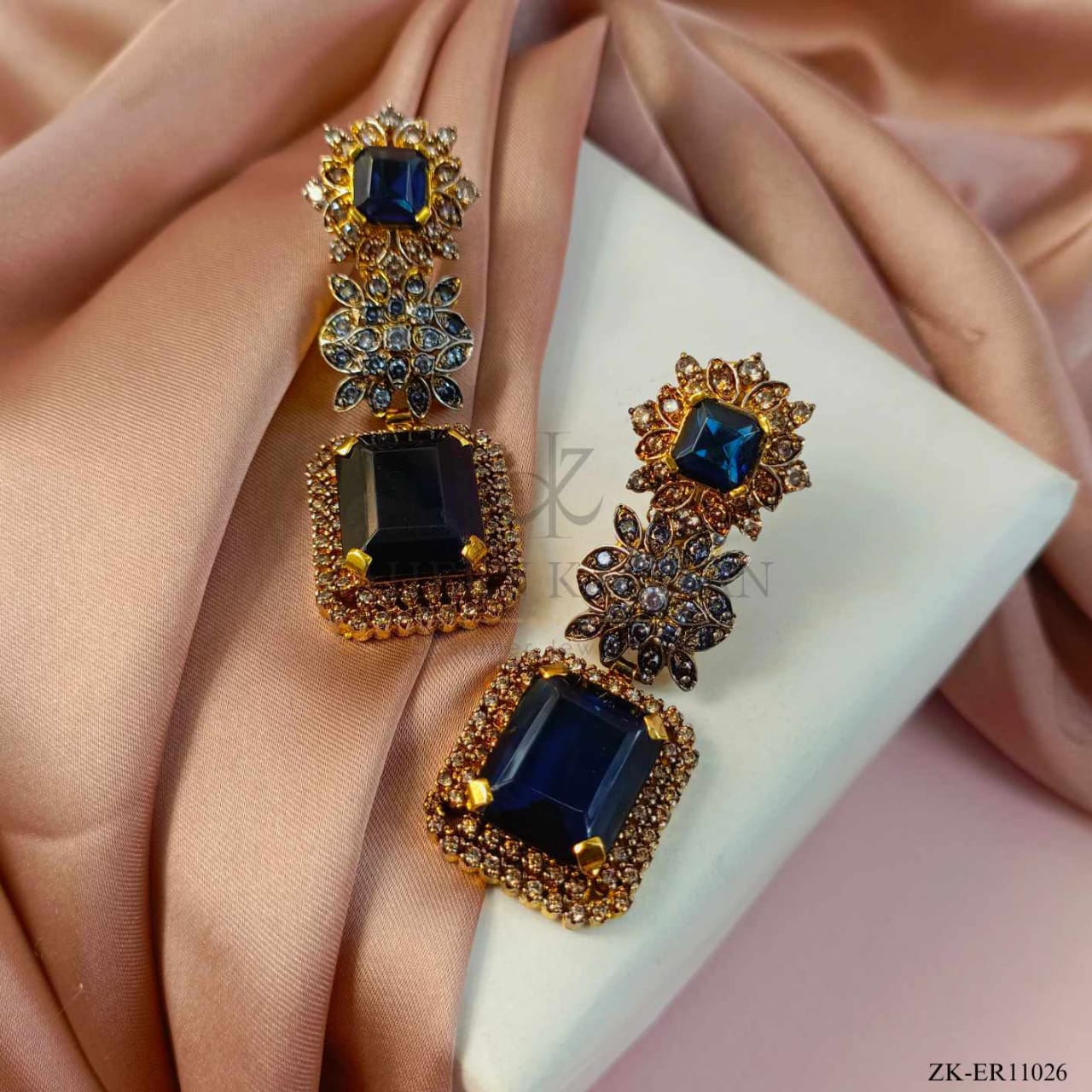 SAPPHIRE EARRINGS