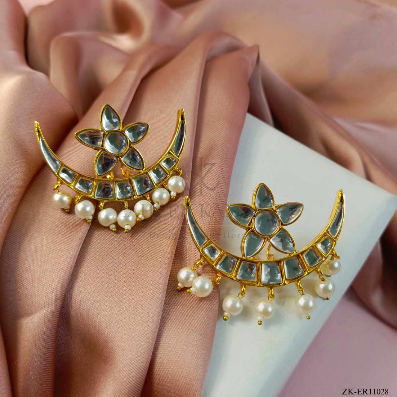 MOONLIT EARRINGS