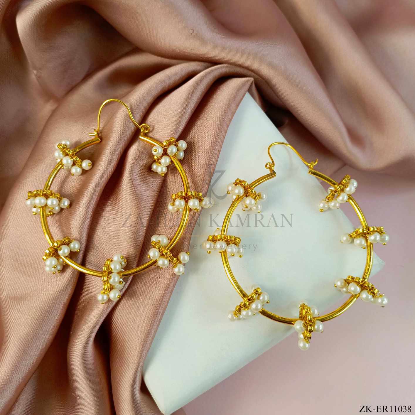PEARLS EARRINGS