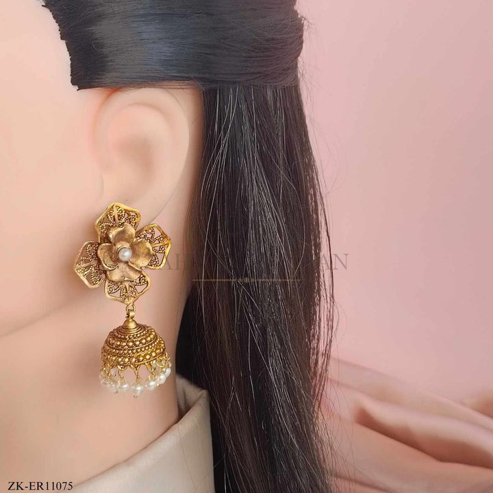 FLORAL EARRINGS