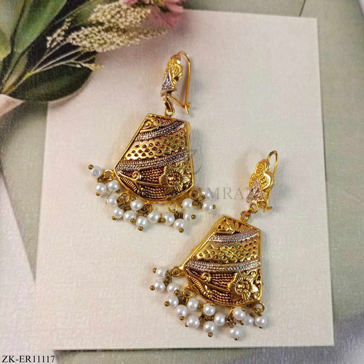 GOLDEN EARRINGS