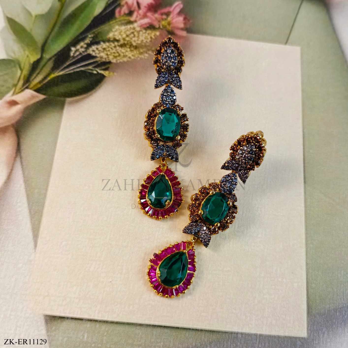 EMERALD EARRINGS