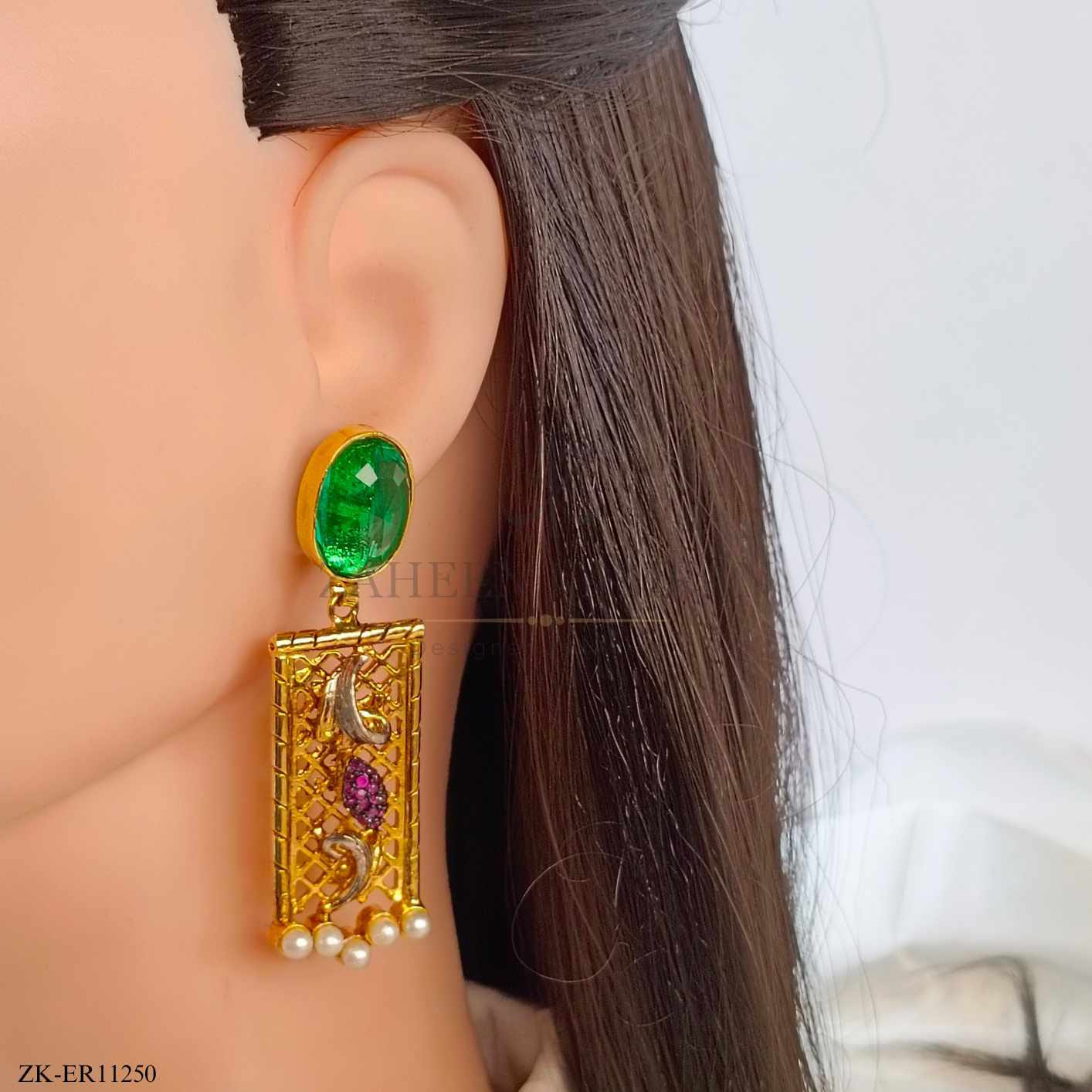 ANTIQUE EMERALD EARRINGS
