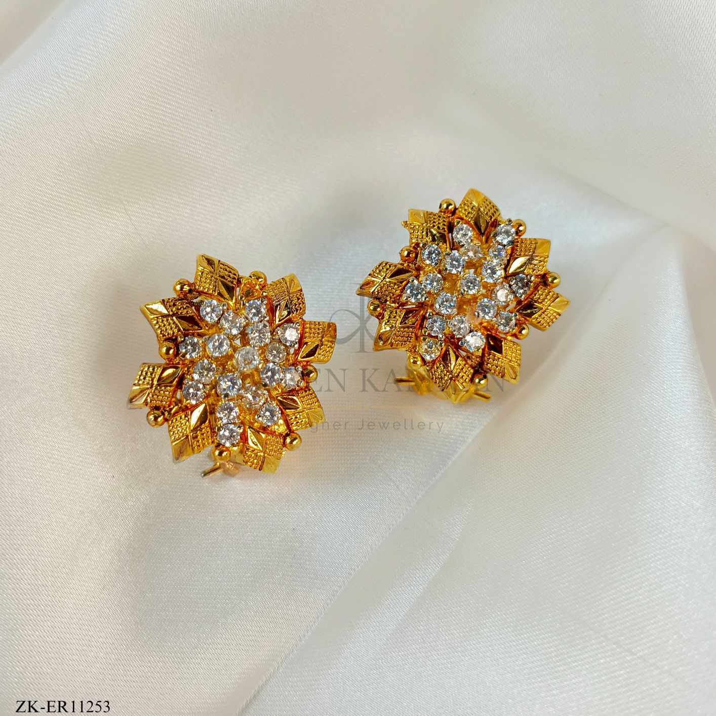 ZIRCONIAN EARRINGS