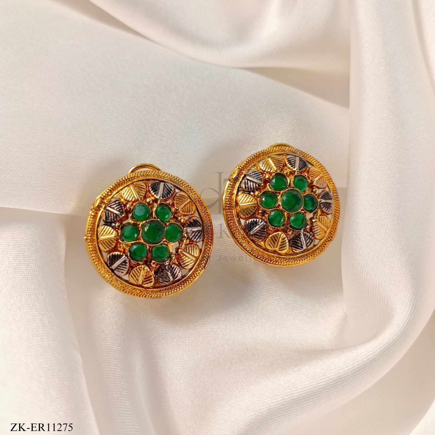 EMERALD EARRINGS