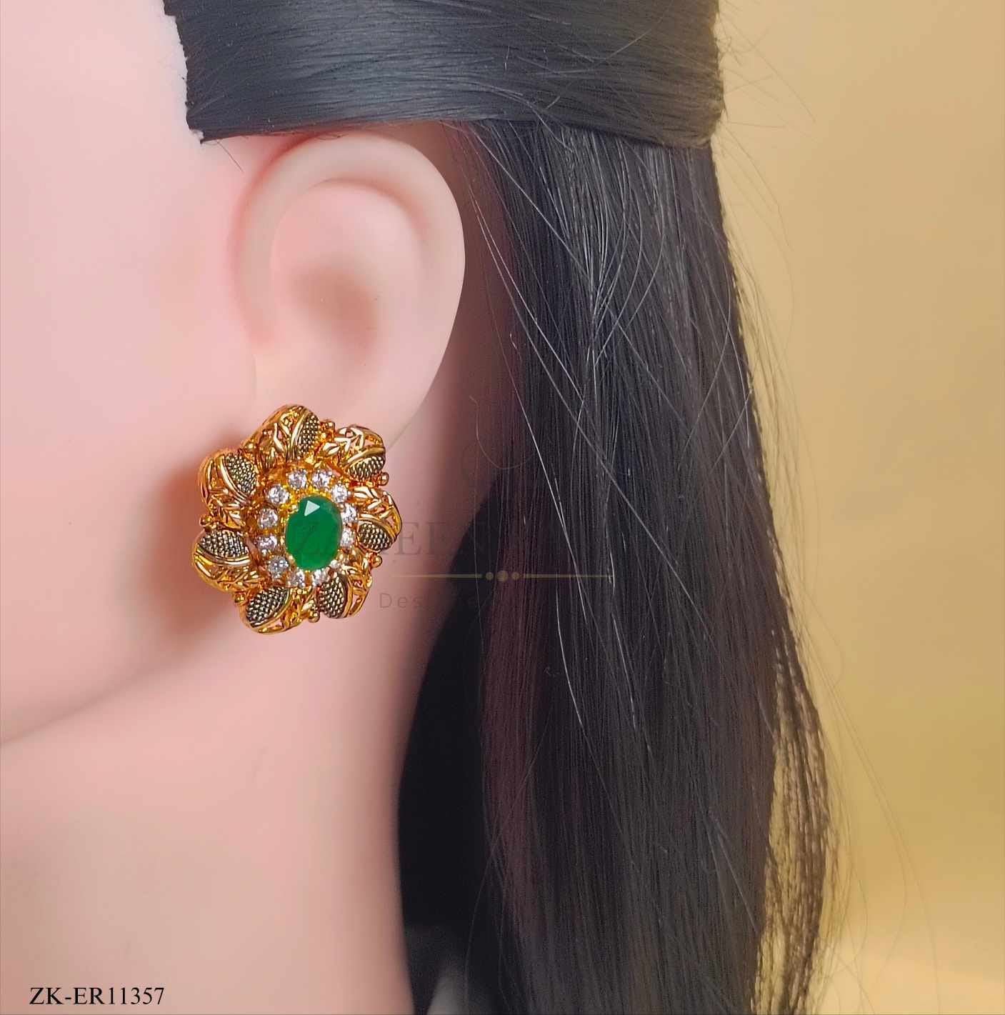 ANTIQUE EMERALD EARRINGS