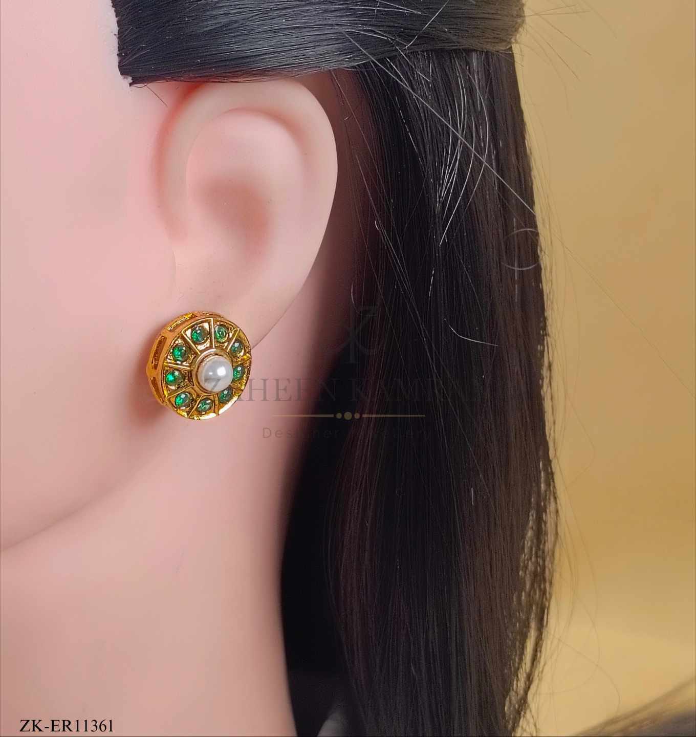 EMERALD EARRINGS