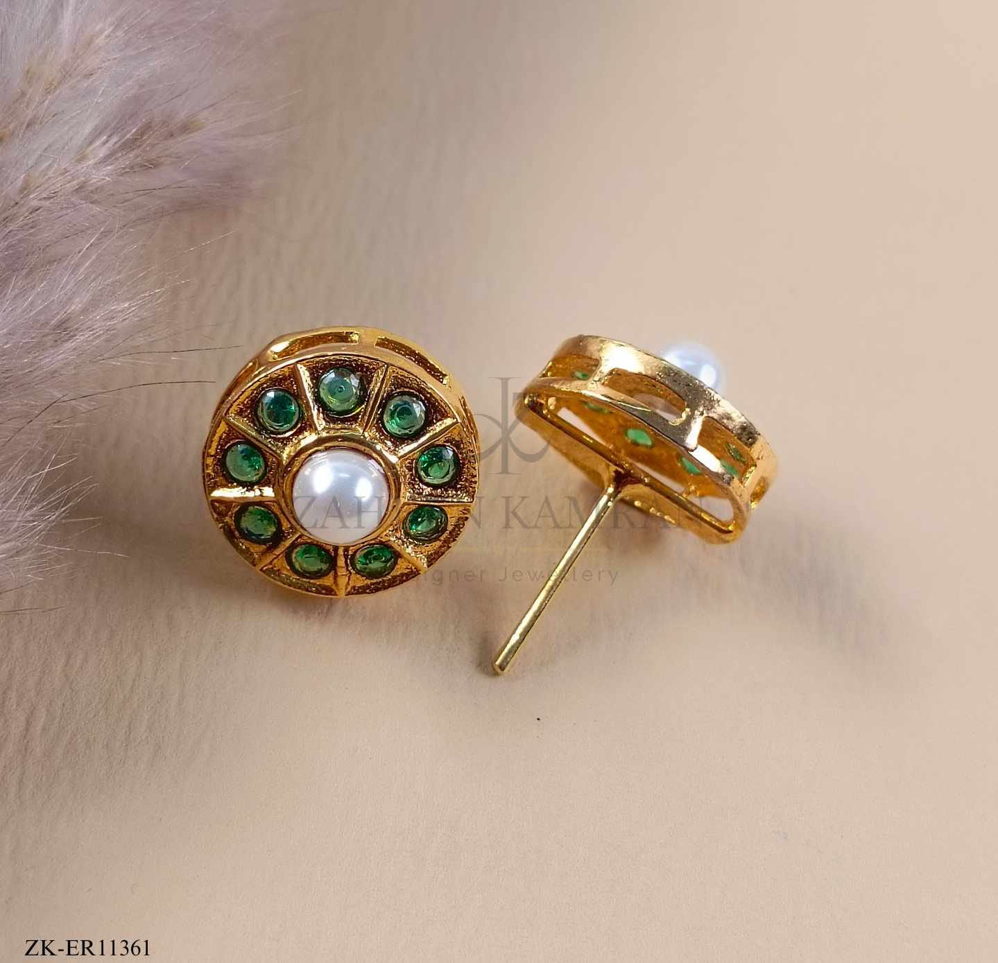 EMERALD EARRINGS