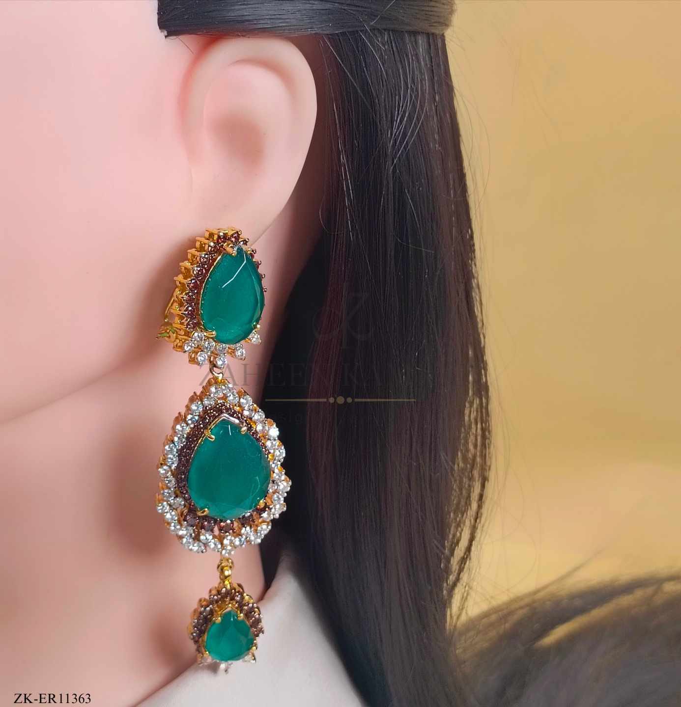 EMERALD EARRINGS