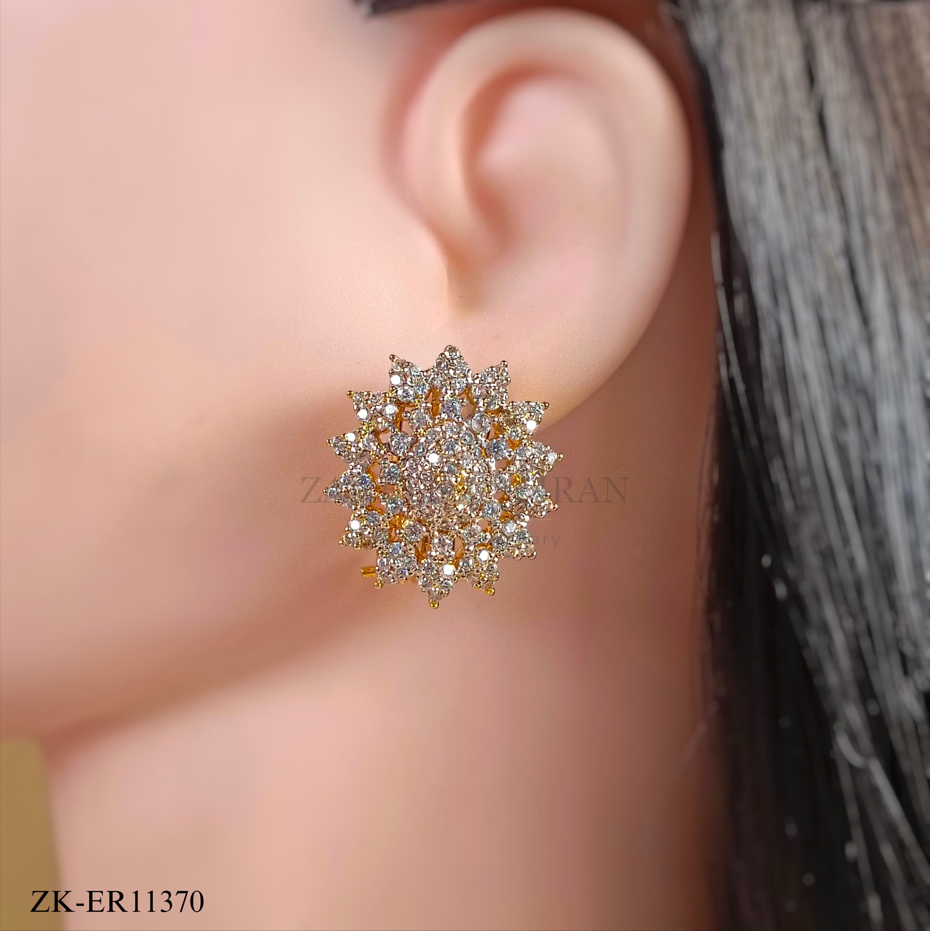 ZIRCONIAN EARRINGS