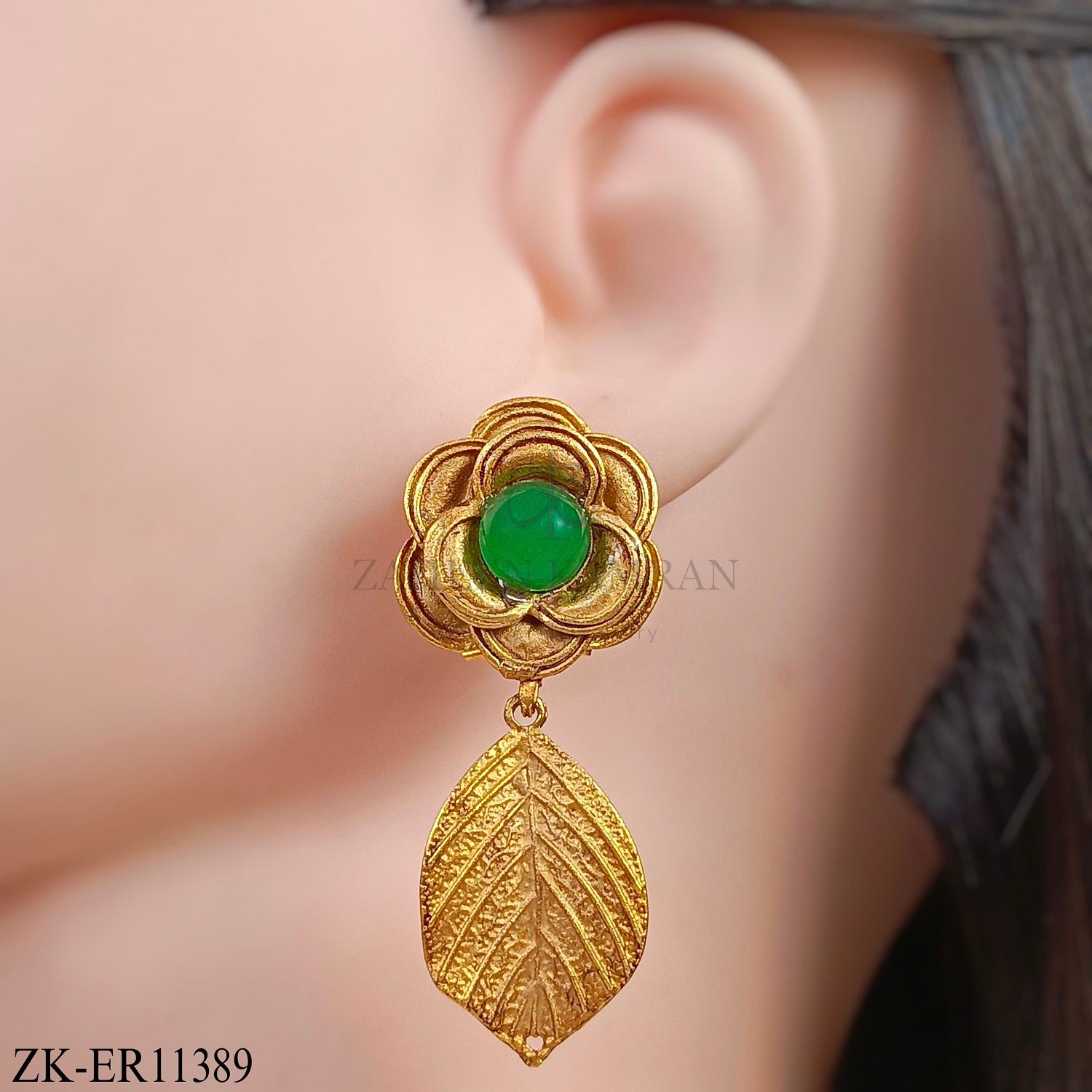 LEAFLET EARRINGS