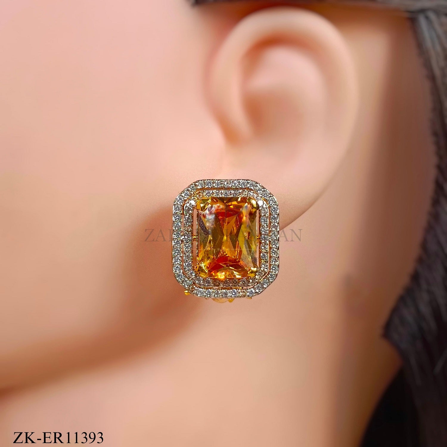 CHAMPAGNE EARRINGS