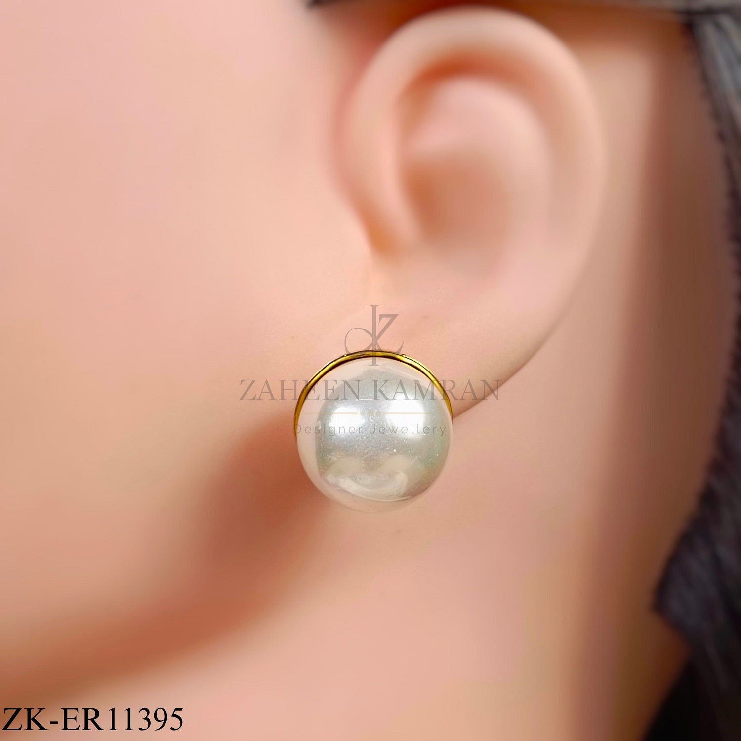 BIG PEARL EARRINGS