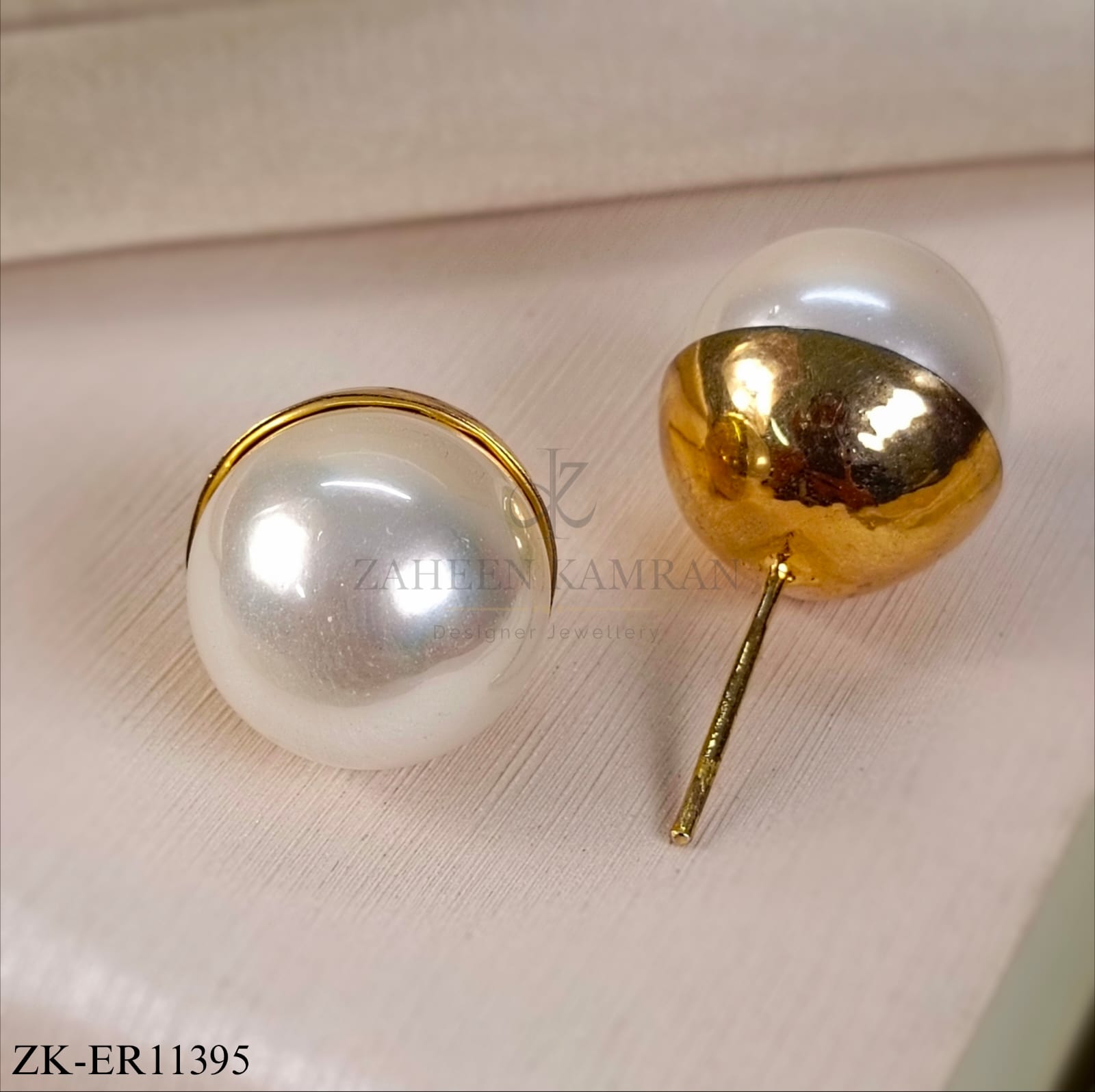 BIG PEARL EARRINGS