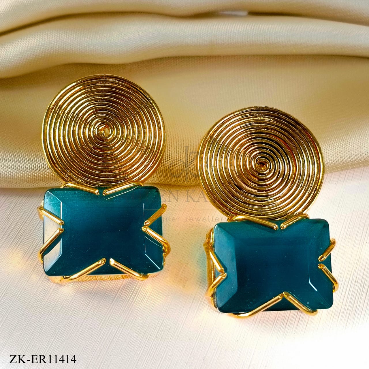 SAPPHIRE EARRINGS