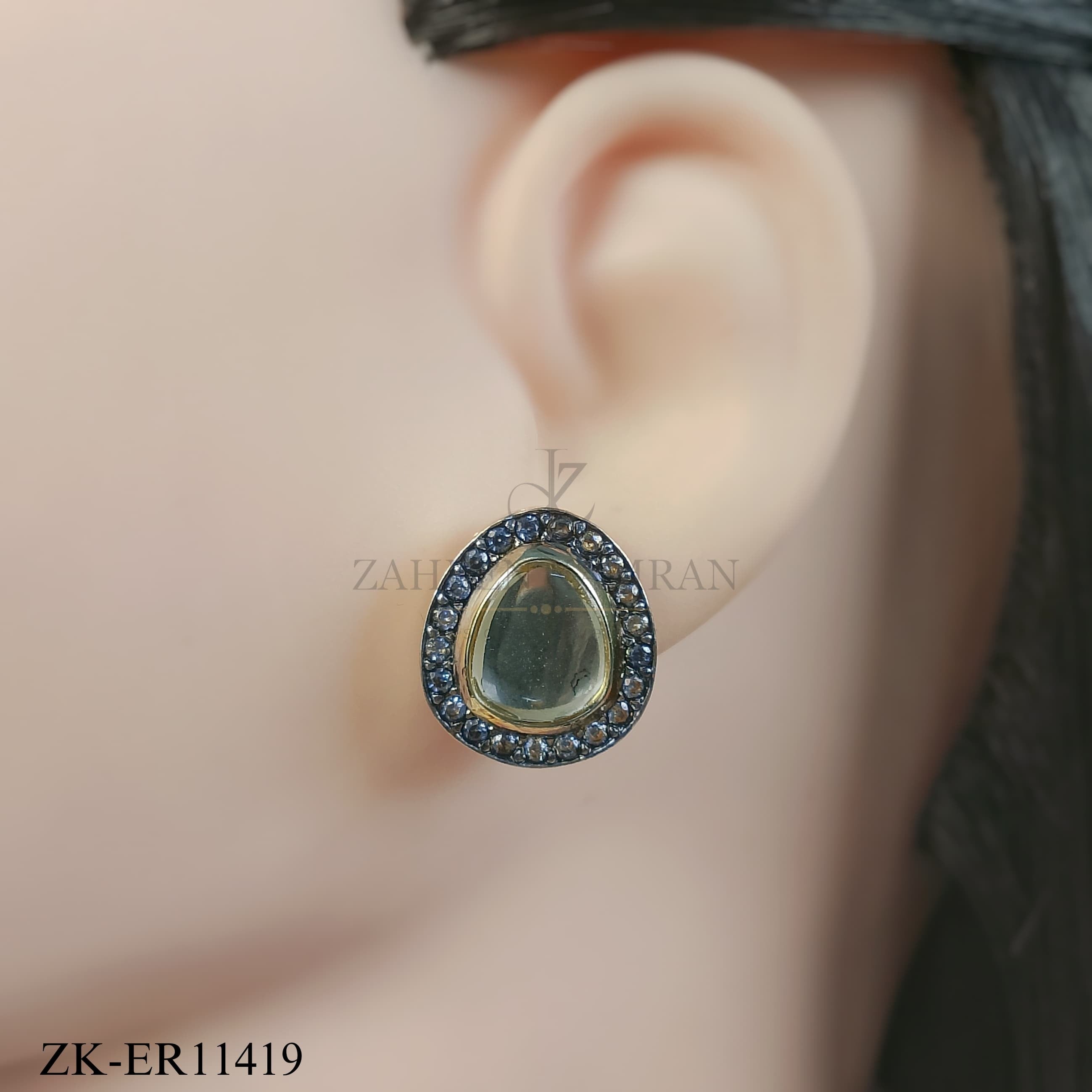 CHAMPAGNE EARRINGS
