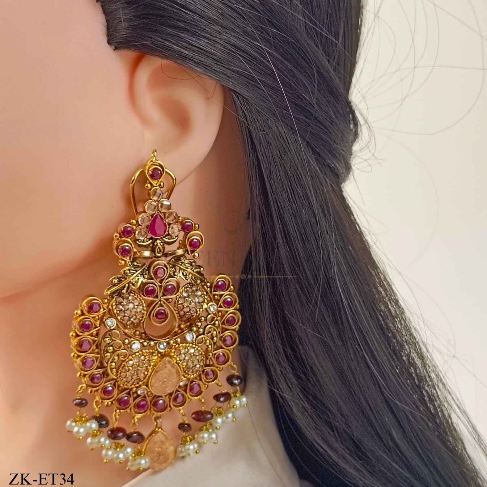 RUBY TIKKA AND EARRINGS