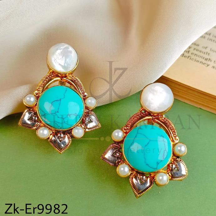 OVATE EARRINGS