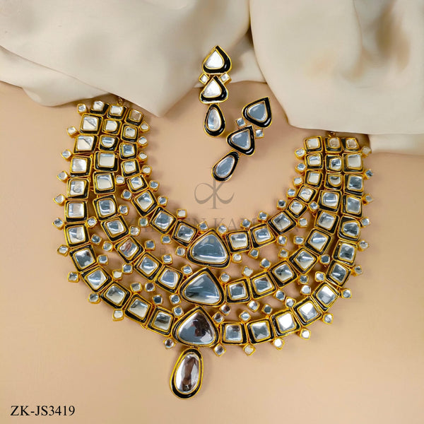 Kundan Seesh Set
