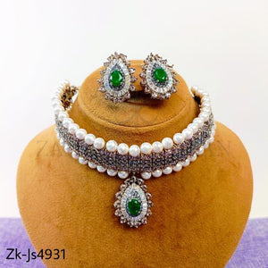 SILVER ZIRCONS SET