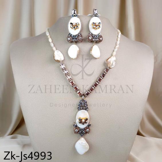 Stylish Cacholong Necklace Set