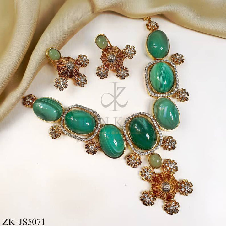 EMERALD SET