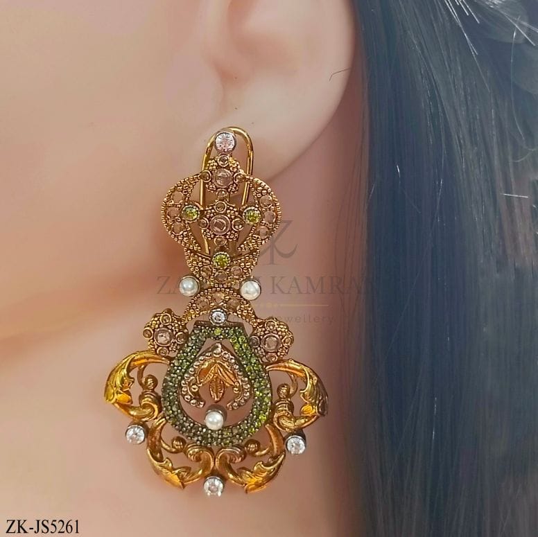 ANTIQUE SET