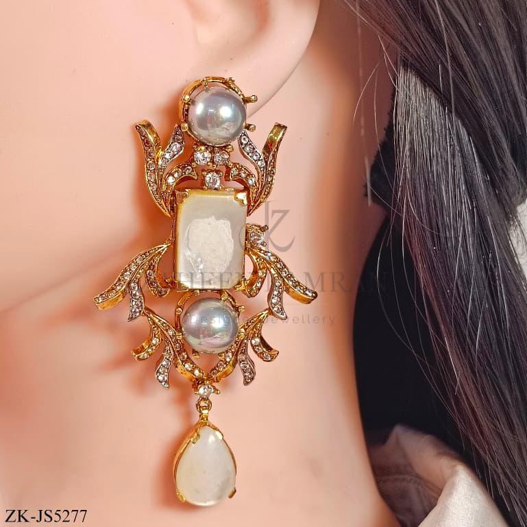 WHITE OPALS SET