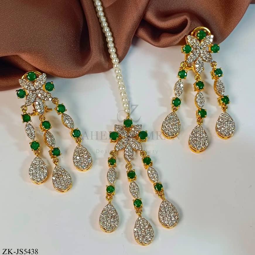 EMERALD HANGING SET