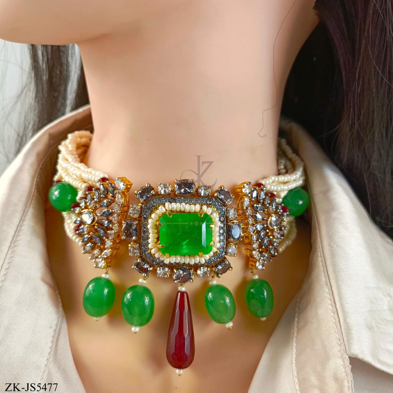 EMERALD SET