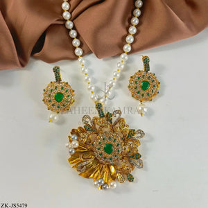 EMERALD SET