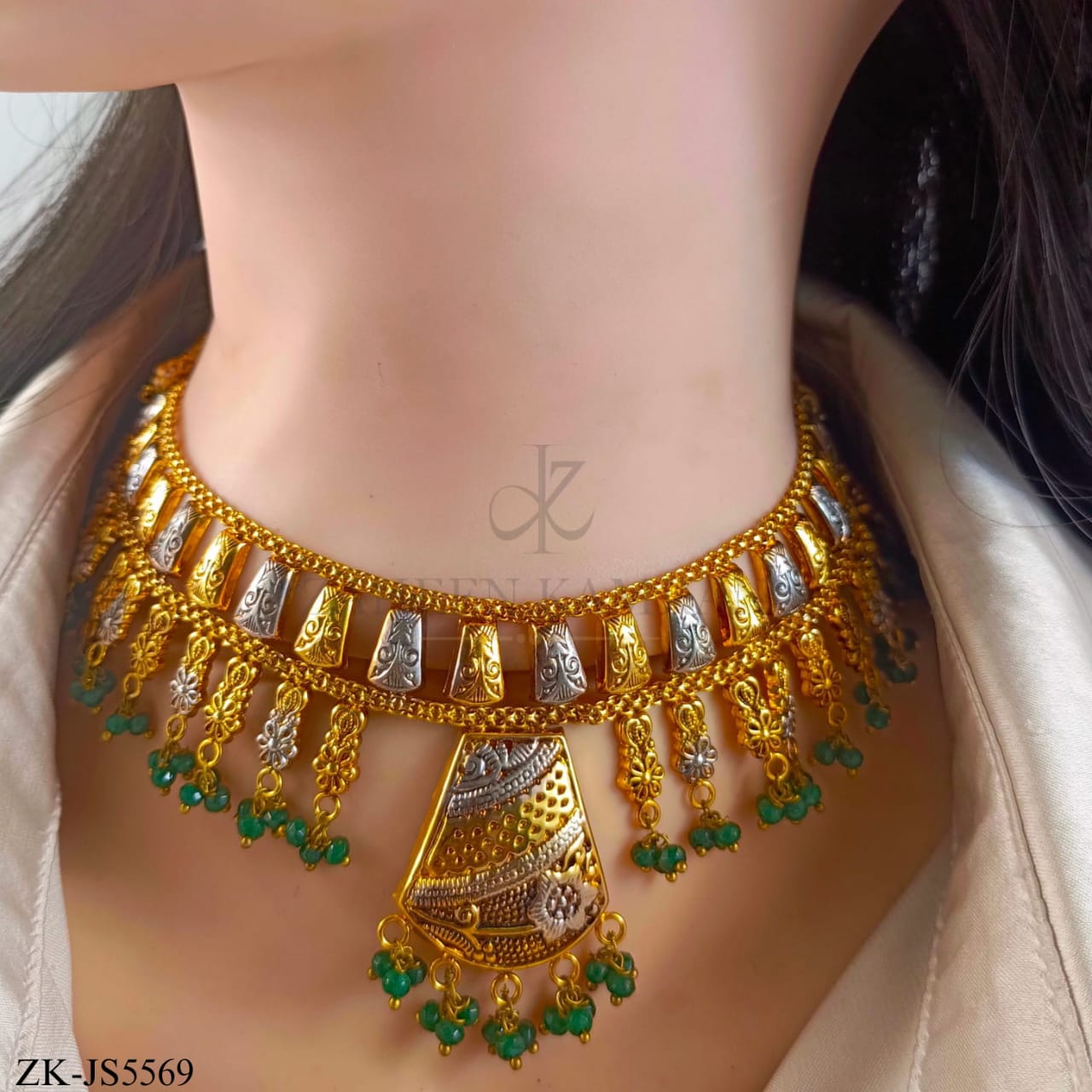 EMERALD SET