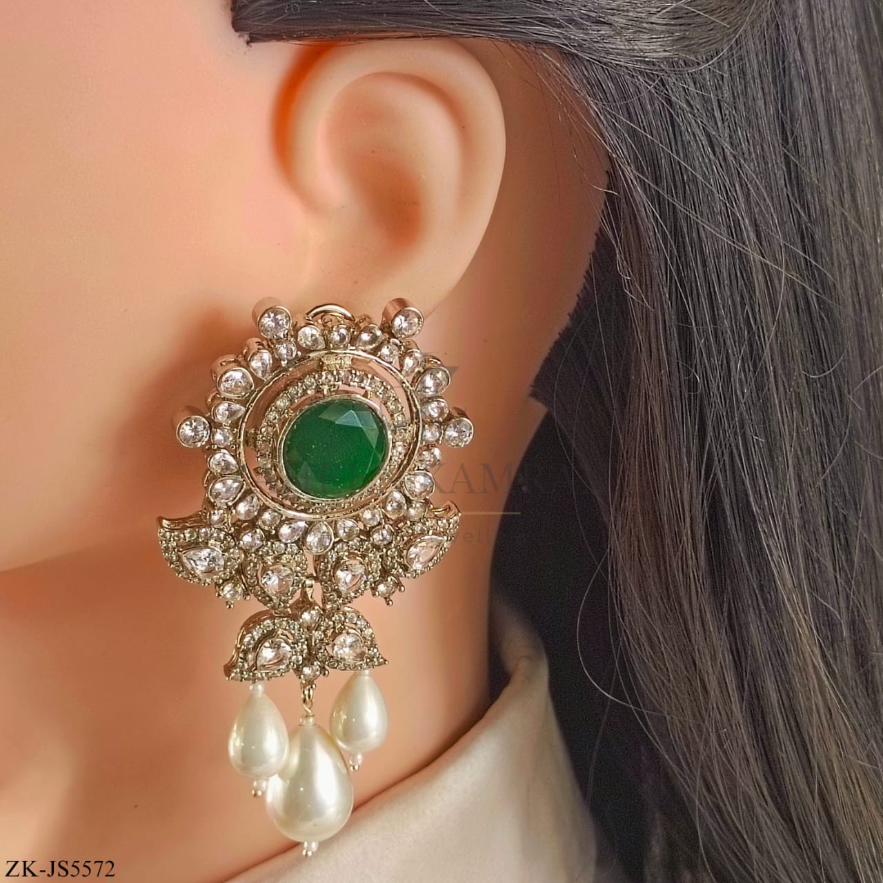 EMERALD SILVER SET