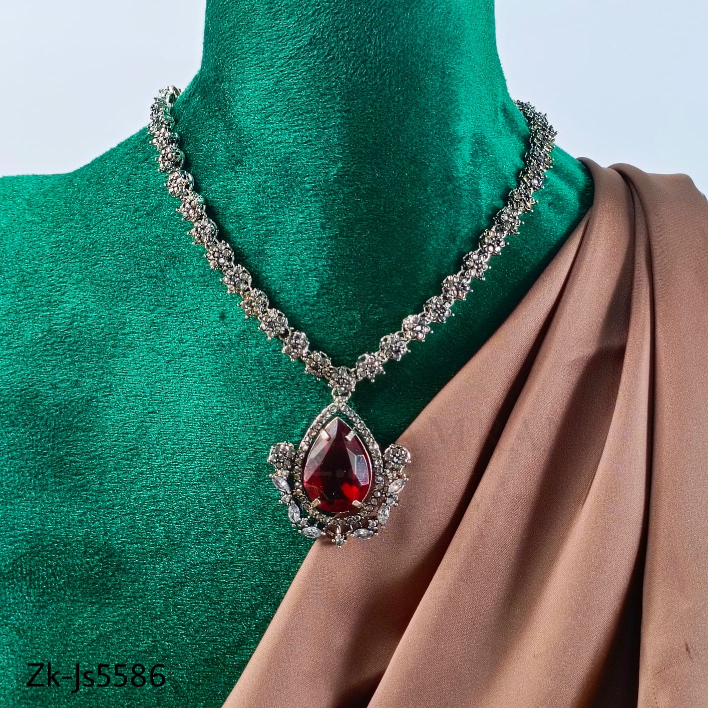 GARNET SET
