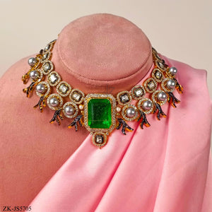 ZIRCONIAN EMERALD SET