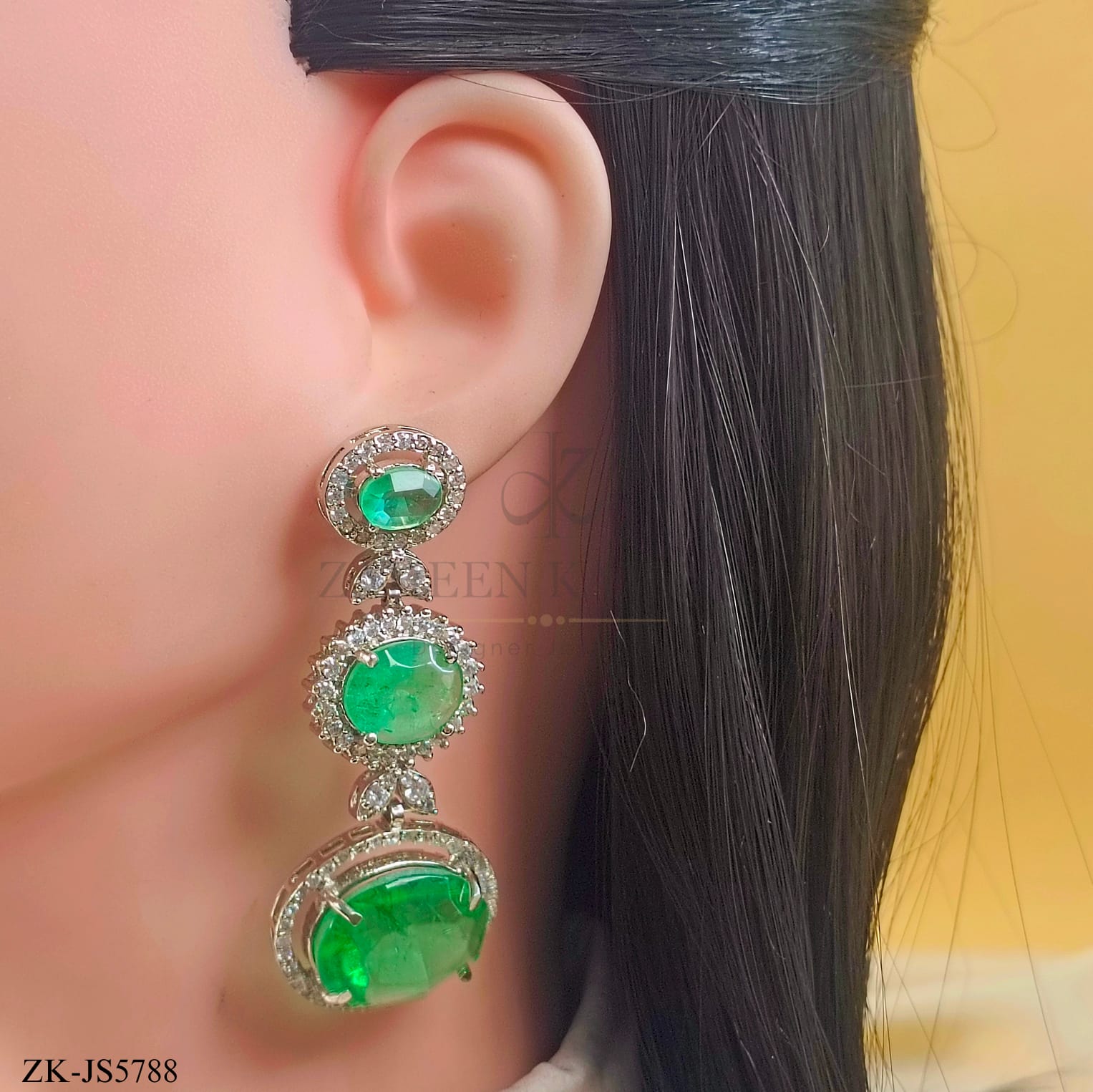 EMERALD SET