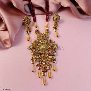 ANTIQUE GARNET SET
