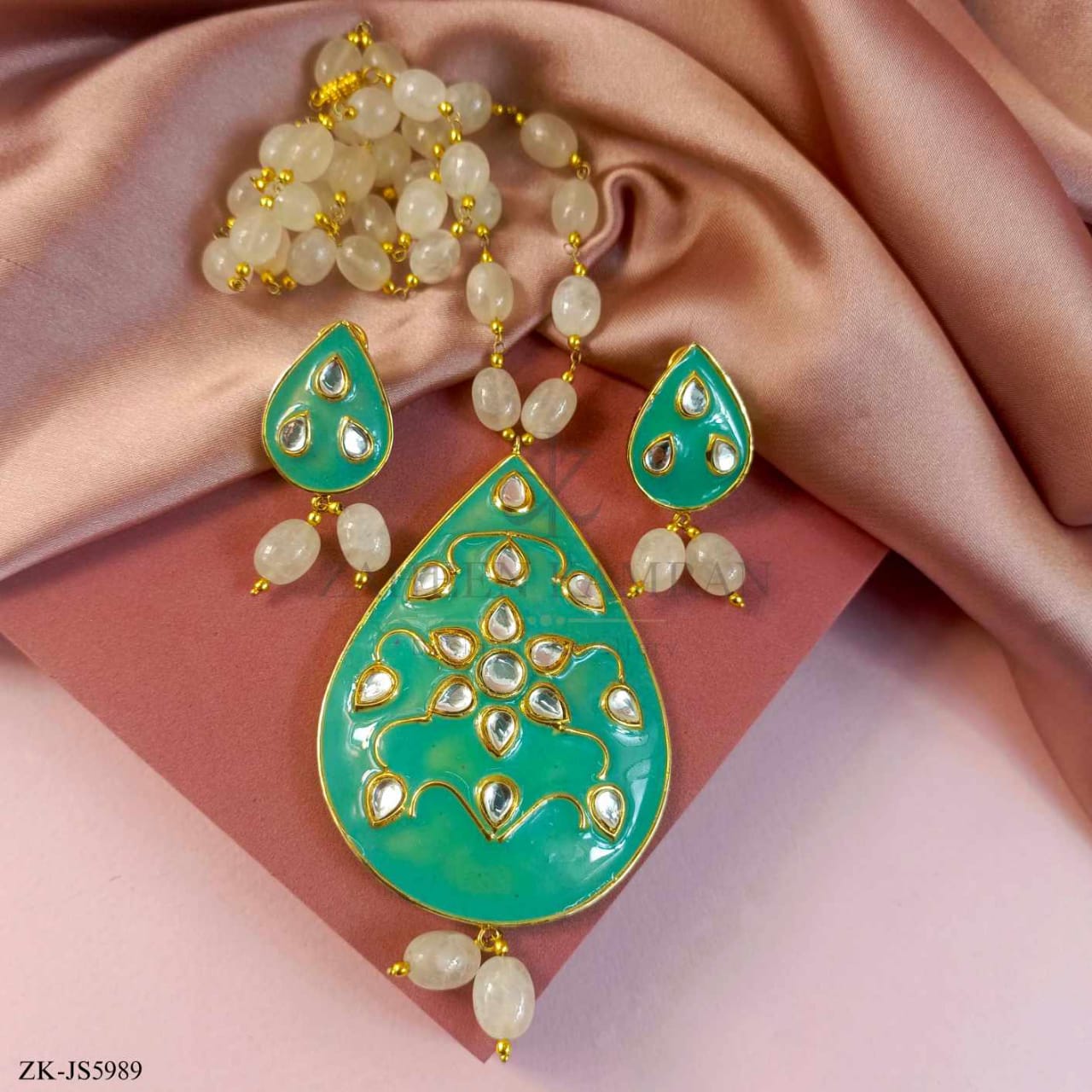 MEENA SET