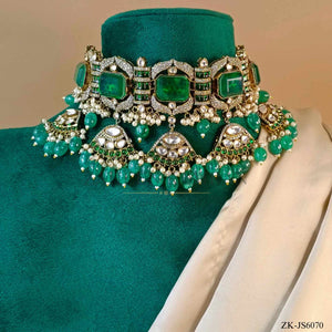 EMERALD CHOKER SET