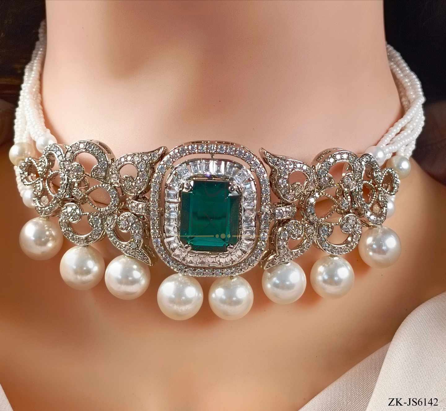 EMERALD SILVER SET
