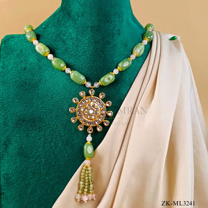 EMERALD HANGING MALA