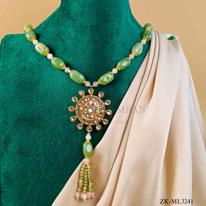 EMERALD HANGING MALA
