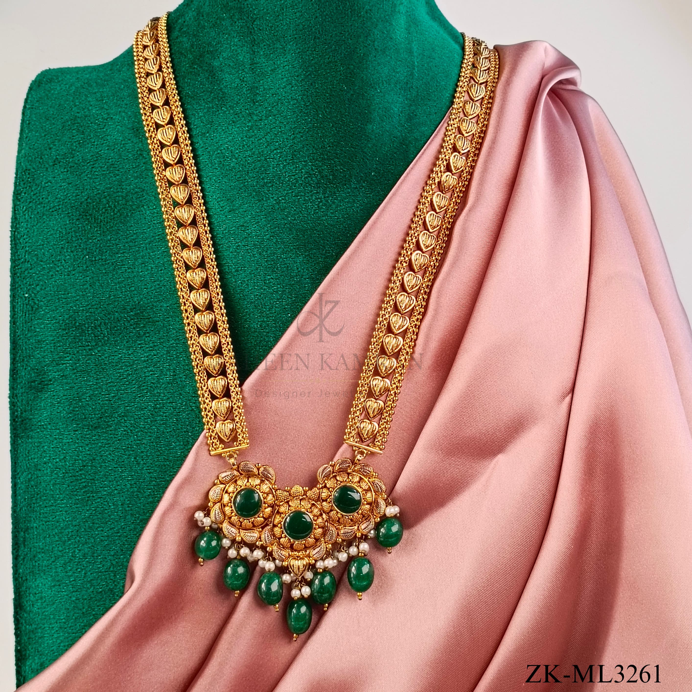 ANTIQUE EMERALD MALA