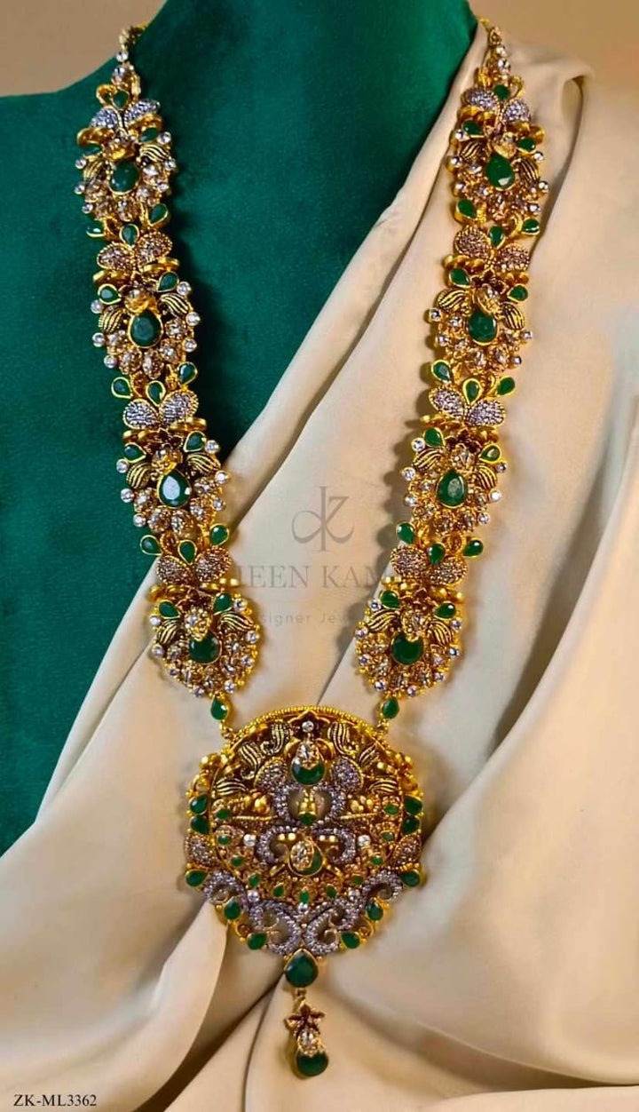EMERALD MALA