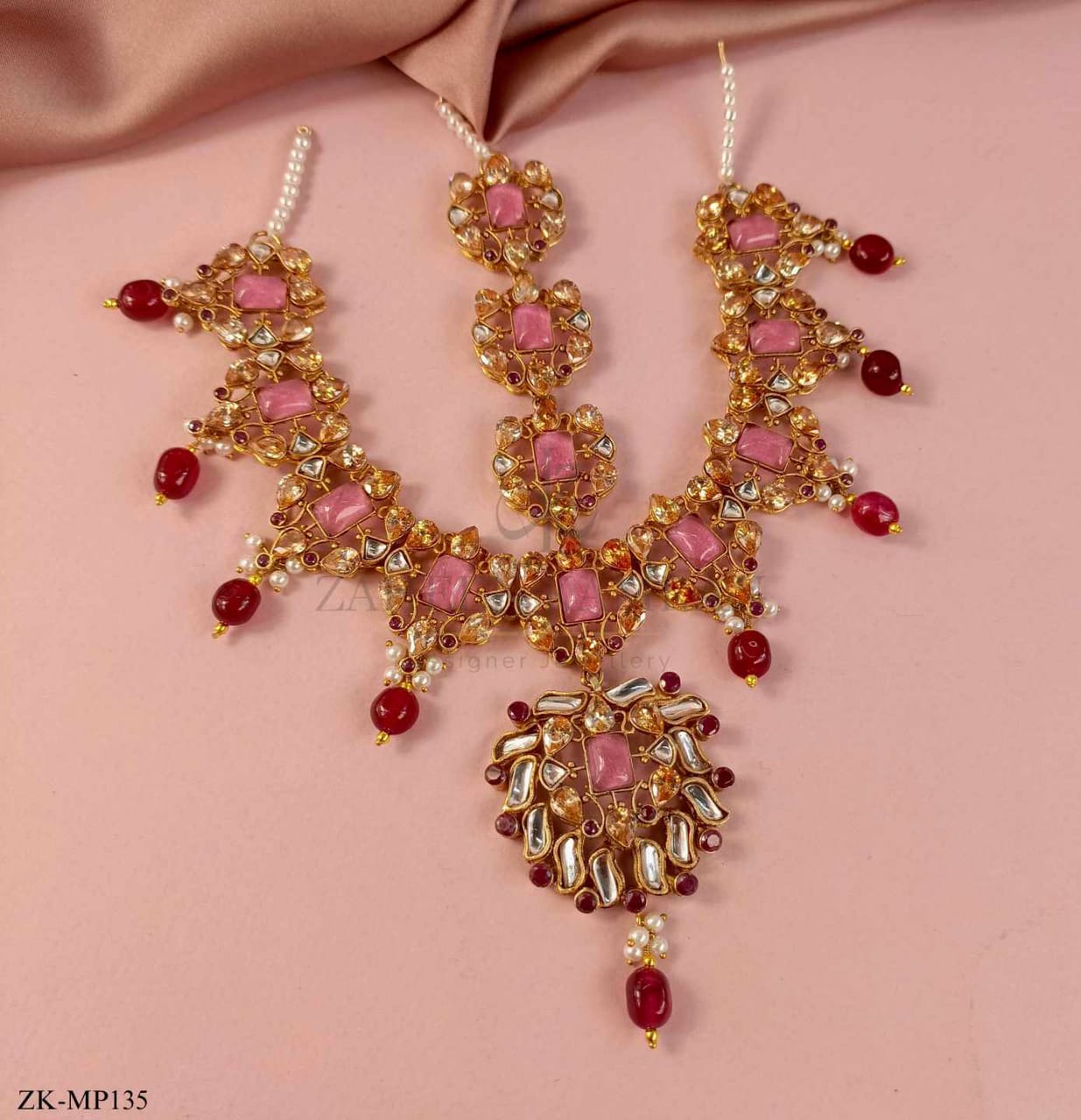 PINK STONES MATHA PATTI