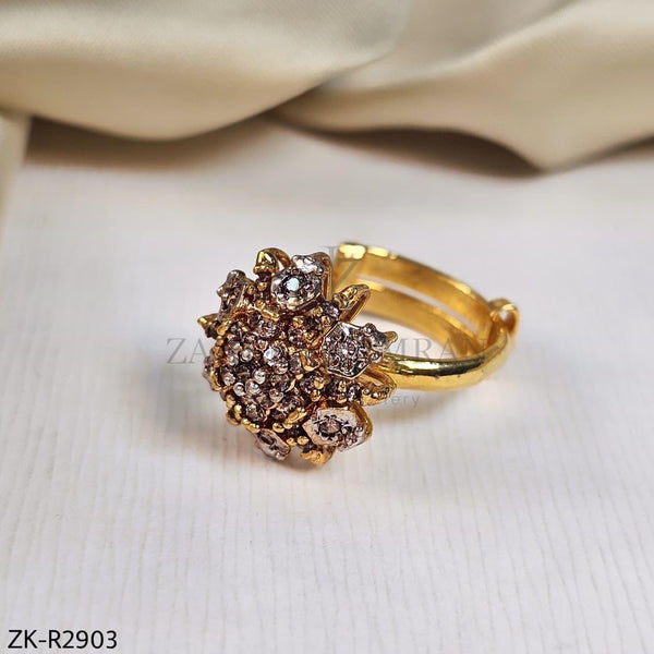 ANTIQUE RING