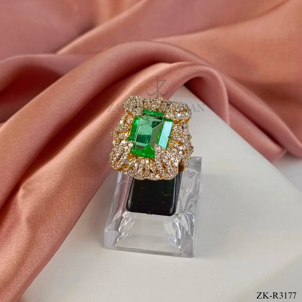 EMERALD RING