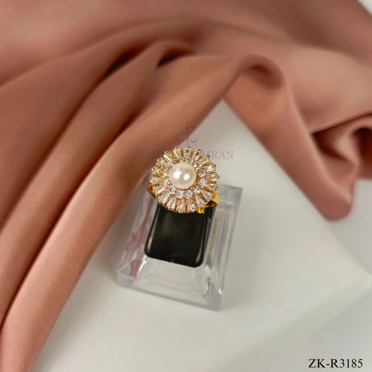 FLORET RING