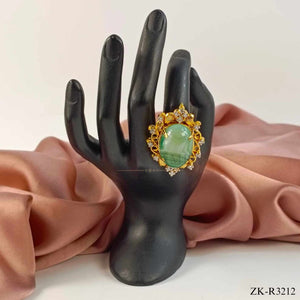 EMERALD RING